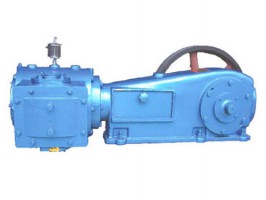 往（wǎng）複式真空泵